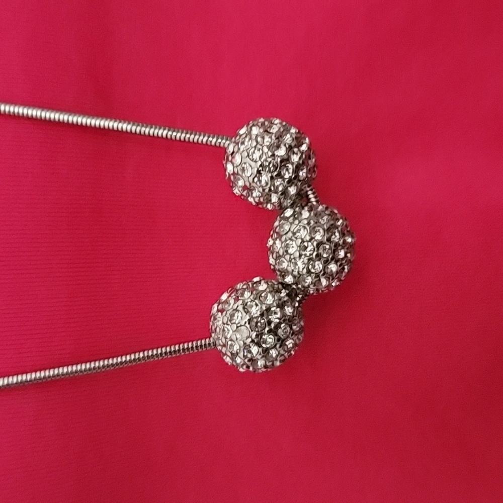 Statement Necklace - Picture 3 of 5